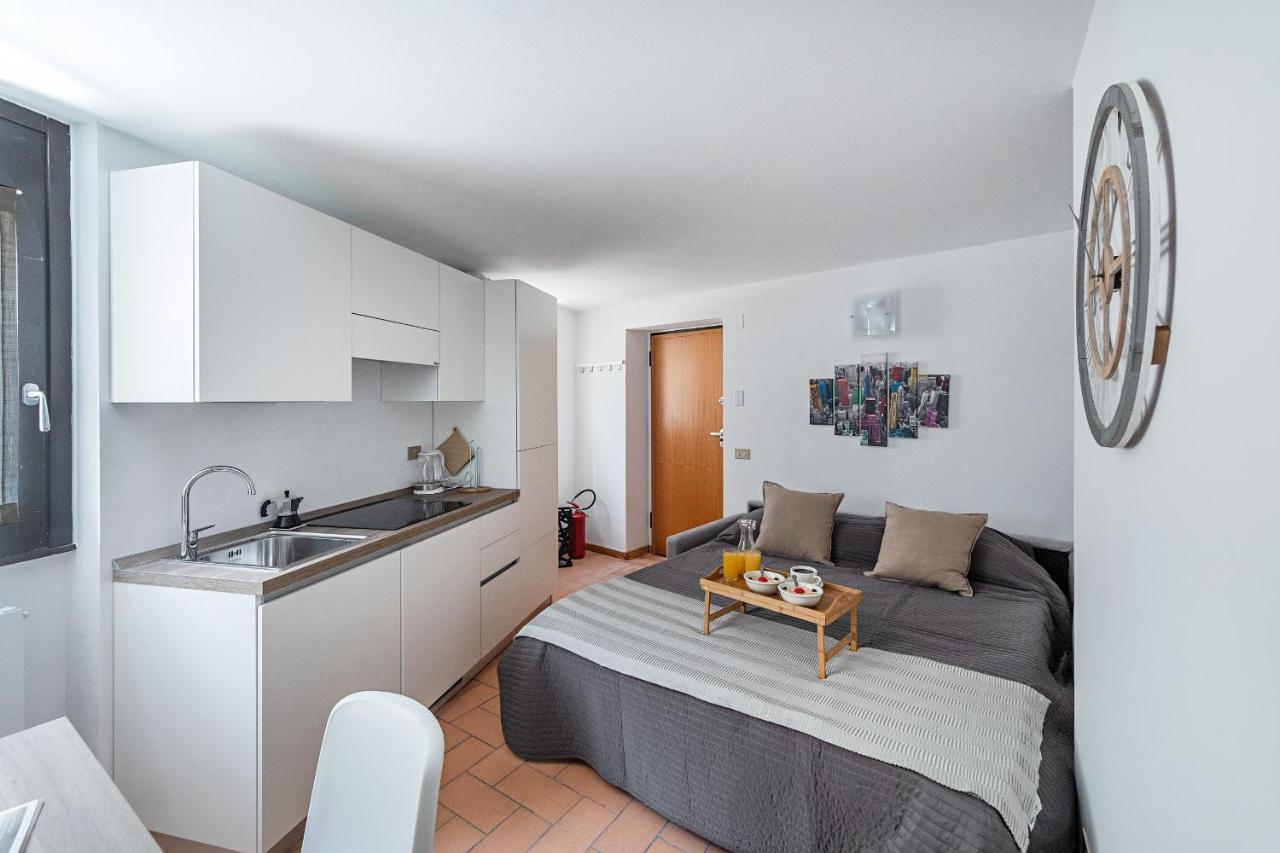 La Limonaia Apartments By Wonderful Italy Gardone Riviera Exterior photo
